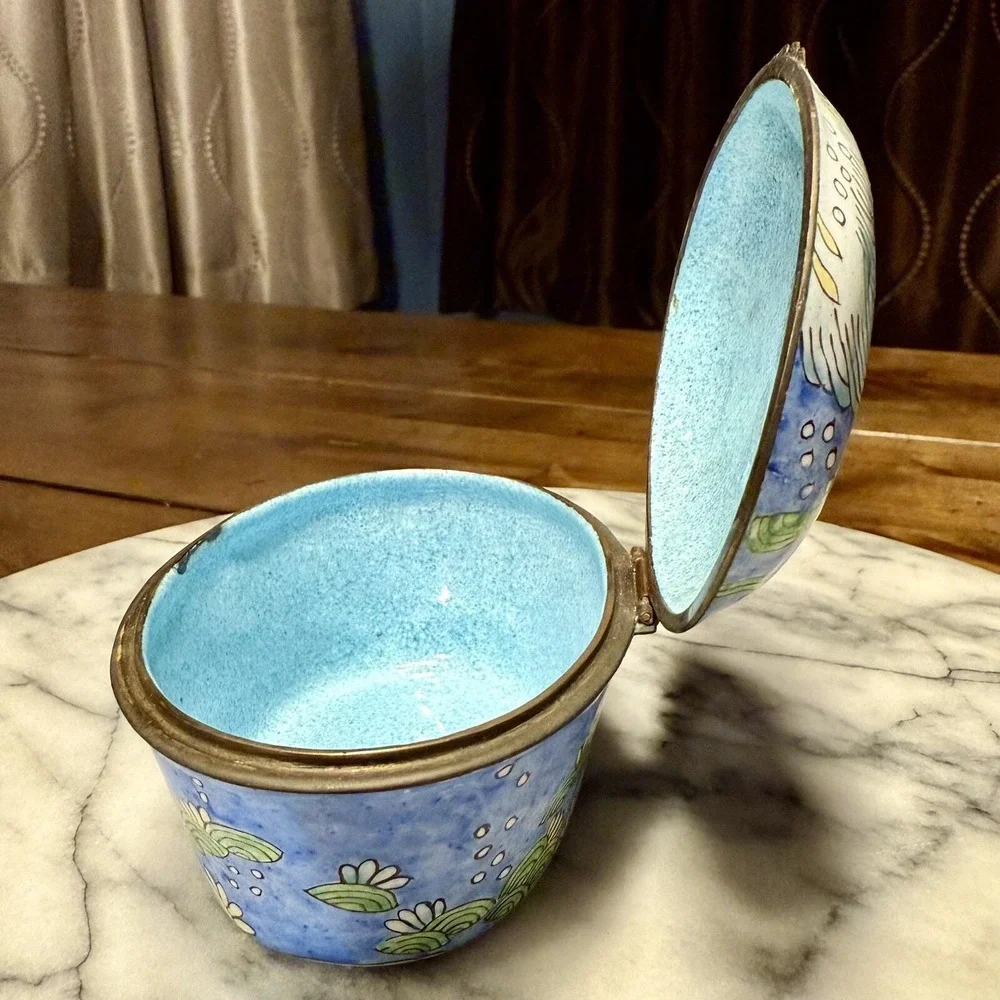 Hand Painted Enamel Metal Brass Fish Aquatic Trinket Box Hinged Lid Ocean Sea